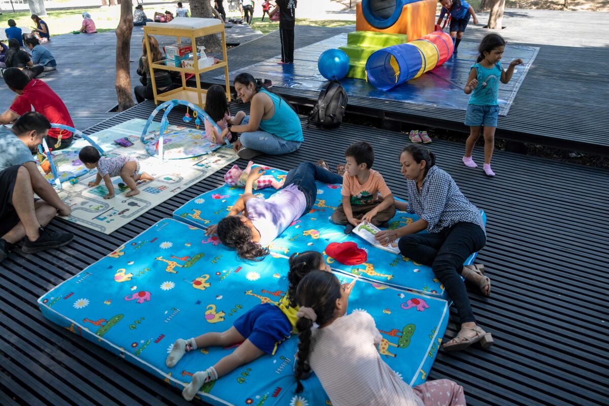 Barefoot Women in Cuscatlán Park